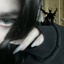 delilah_hamilton